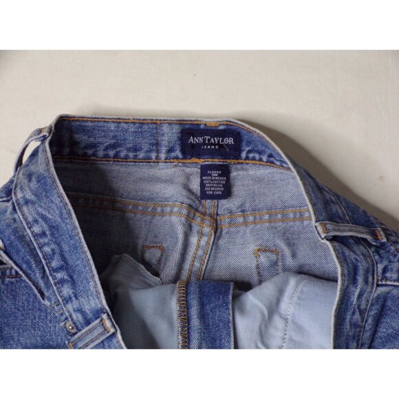 ANN TAYLOR Classic Straight Leg Jeans Size 10 - Picture 3 of 6